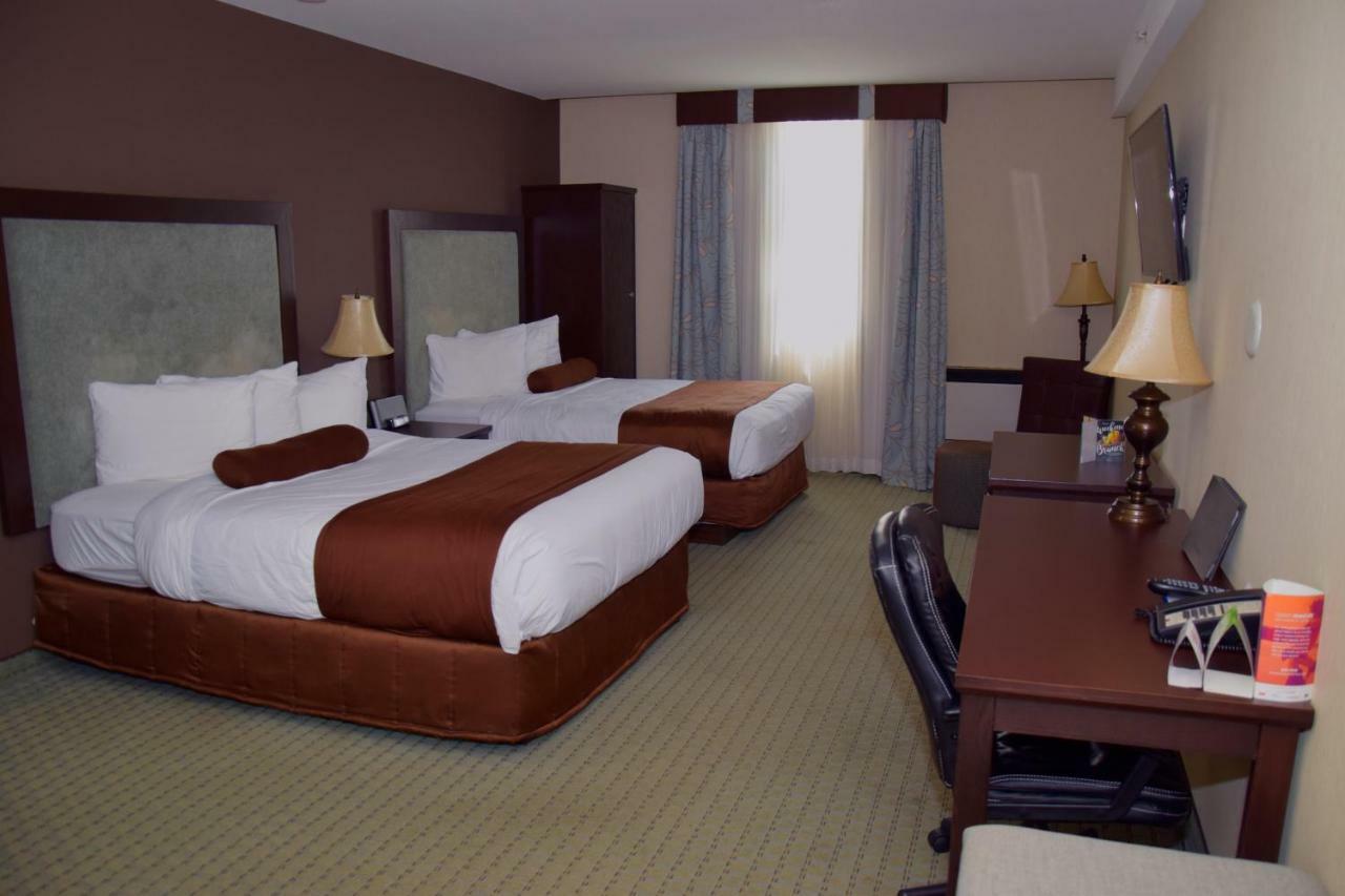 Coast Lethbridge Hotel & Conference Centre Eksteriør bilde